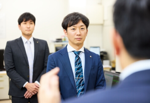 出社 ～ 朝礼・課内ミーティング